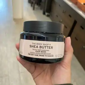 Shea Butter Richly Replenishing Hair Mask